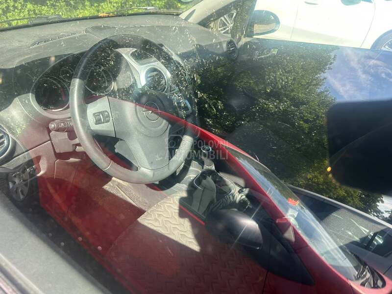 Opel Corsa D u dolaskuNEMAČKA1.2