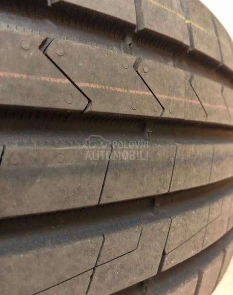 Hankook 215/65 R17 Letnja