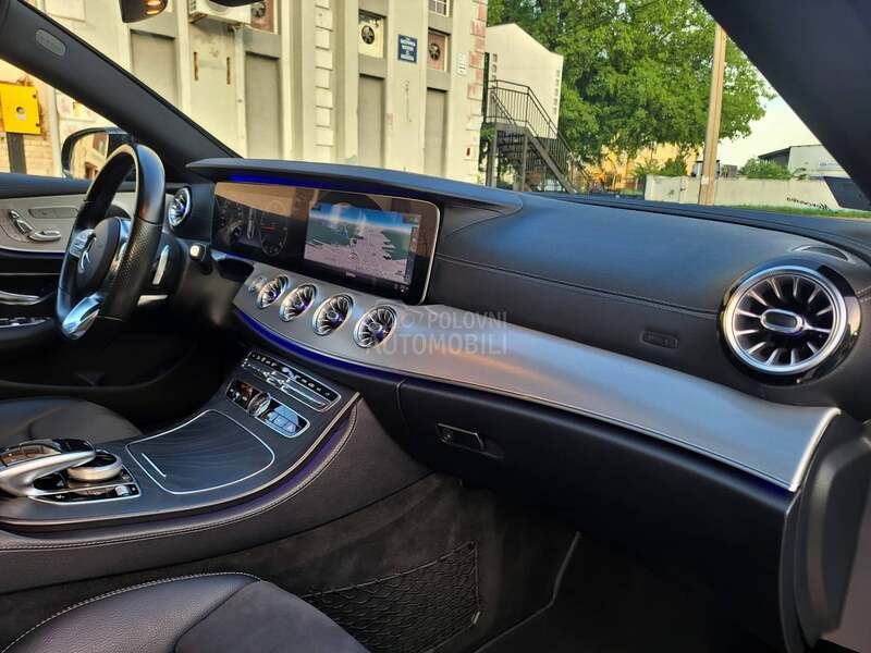 Mercedes Benz E 220 AMG