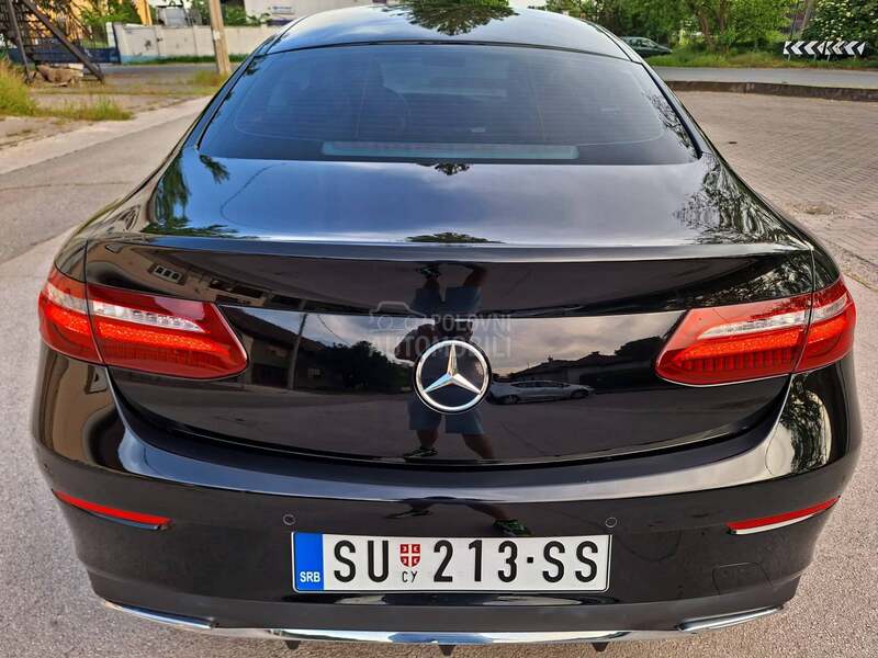Mercedes Benz E 220 AMG