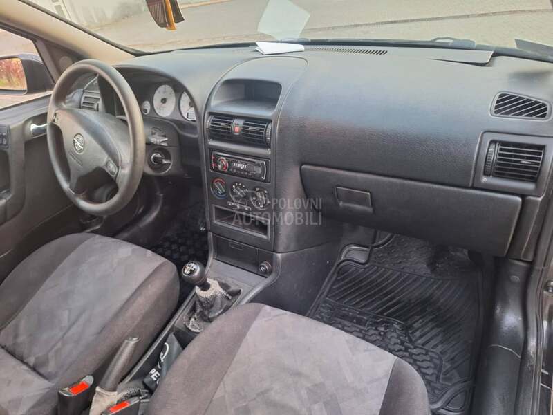 Opel Astra G 