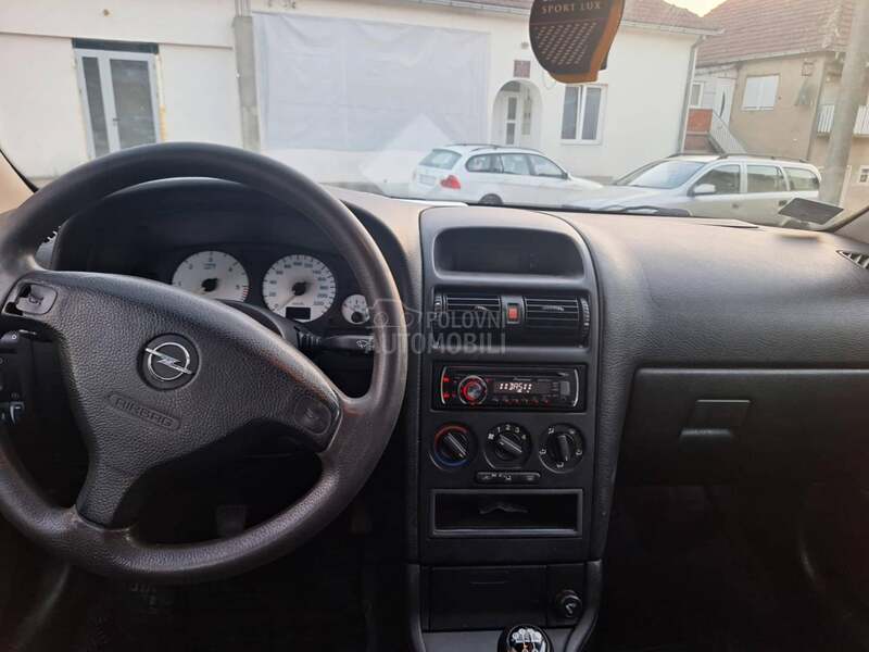 Opel Astra G 