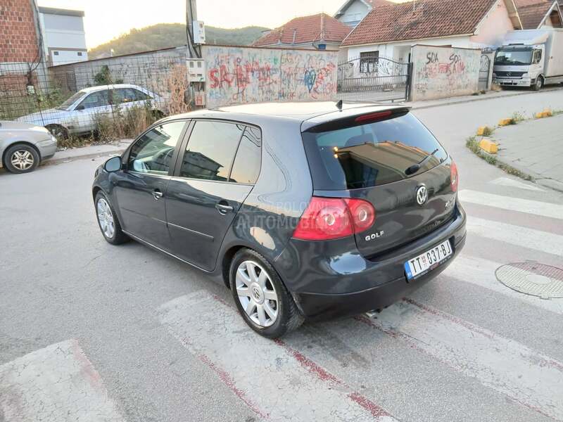 Volkswagen Golf 5 