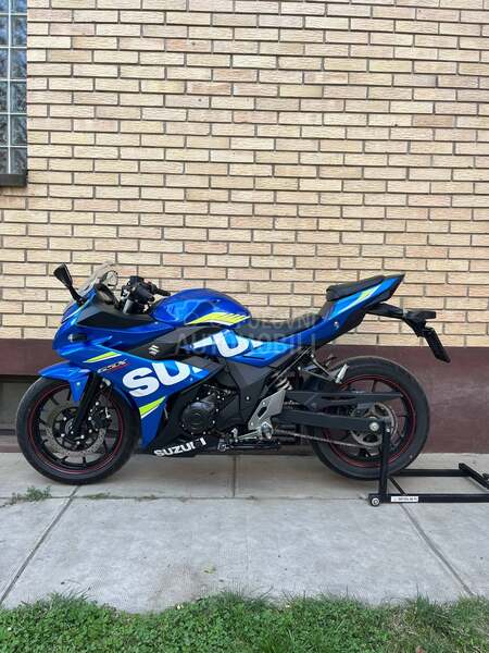Suzuki gsx250r