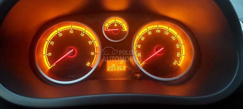 Opel Corsa D 1 4 66 k w