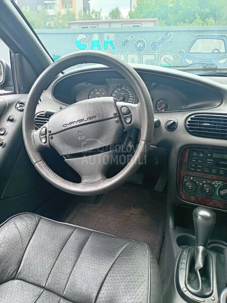 Chrysler Stratus 
