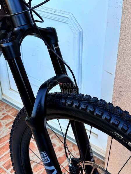 Trek Remedy 27.5