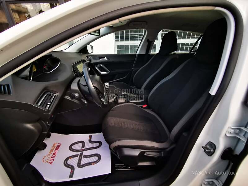 Peugeot 308 1.5BlueHDiPremium