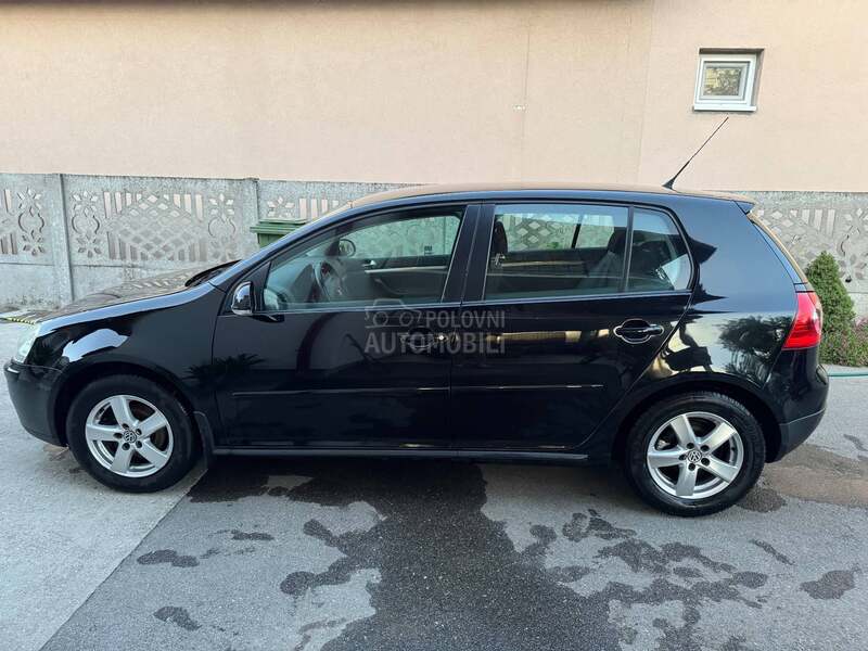 Volkswagen Golf 5 1.9 tdi