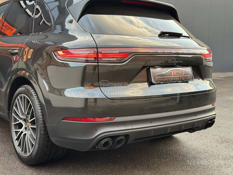 Porsche Cayenne 33000