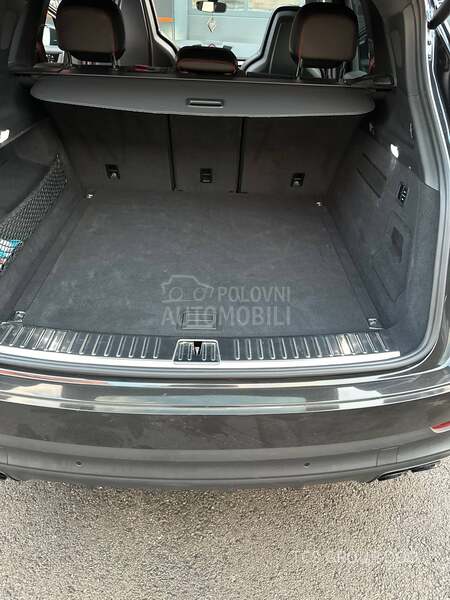 Porsche Cayenne 33000