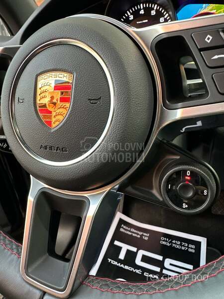 Porsche Cayenne 33000