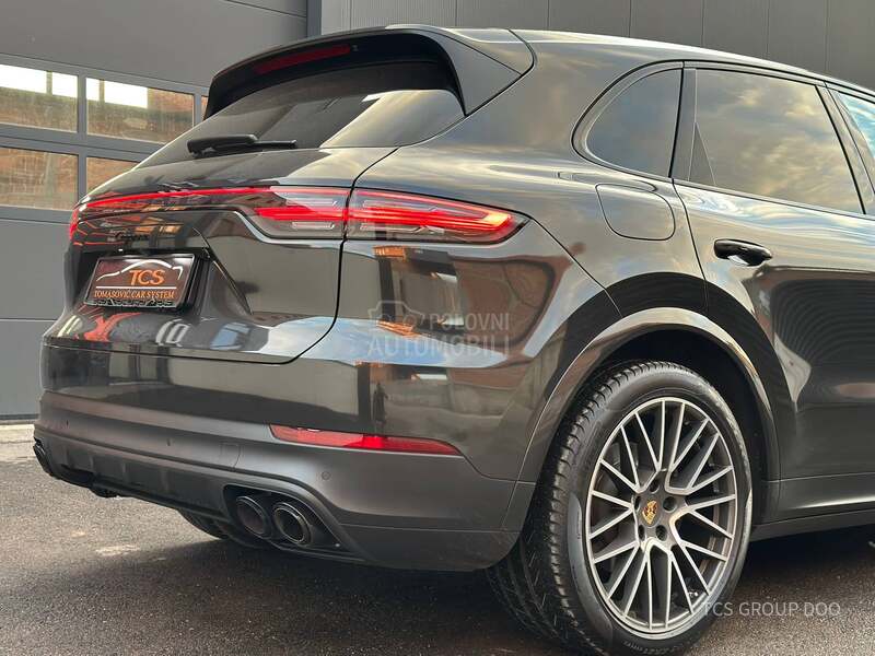 Porsche Cayenne 33000
