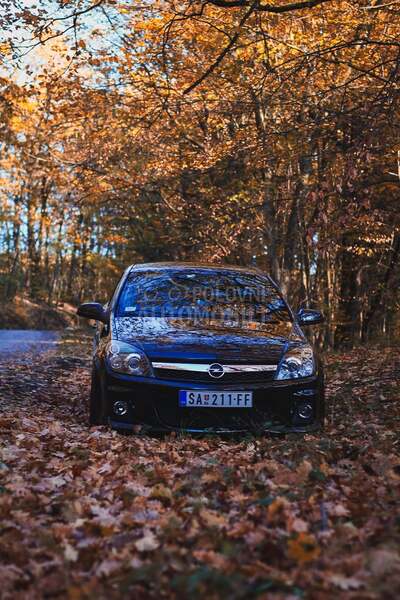Opel Astra H GTC-OPC