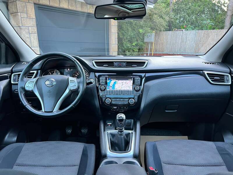 Nissan Qashqai 1.6DTekna/126000K.M