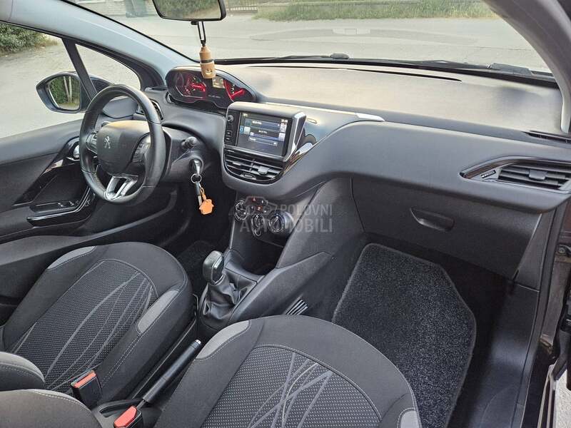 Peugeot 208 1.4B/G-A-S/SERV-ISNA