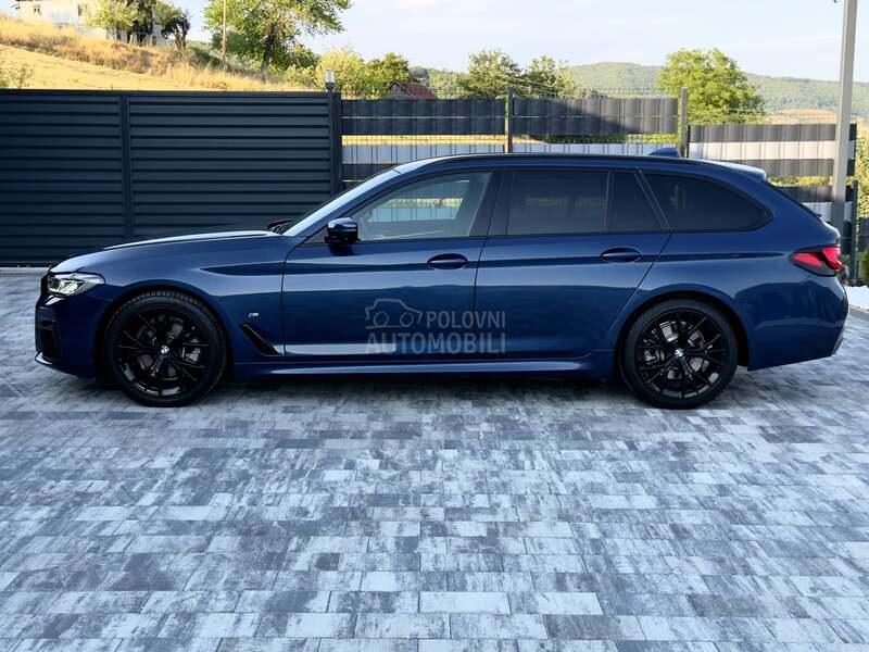 BMW 520 xDrive M Sport BLACK
