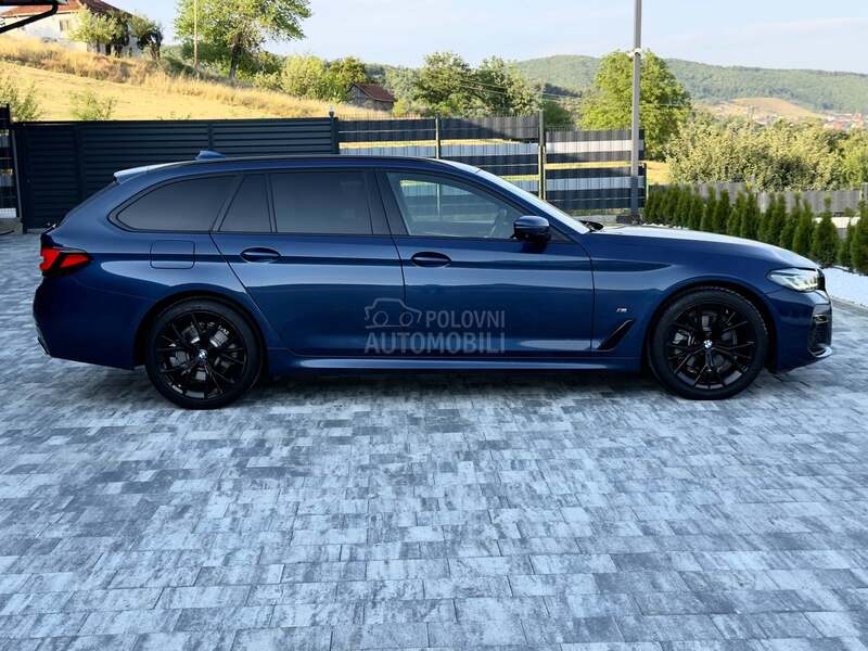 BMW 520 xDrive M Sport BLACK