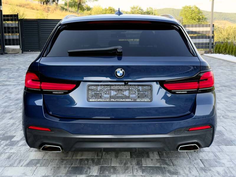 BMW 520 xDrive M Sport BLACK