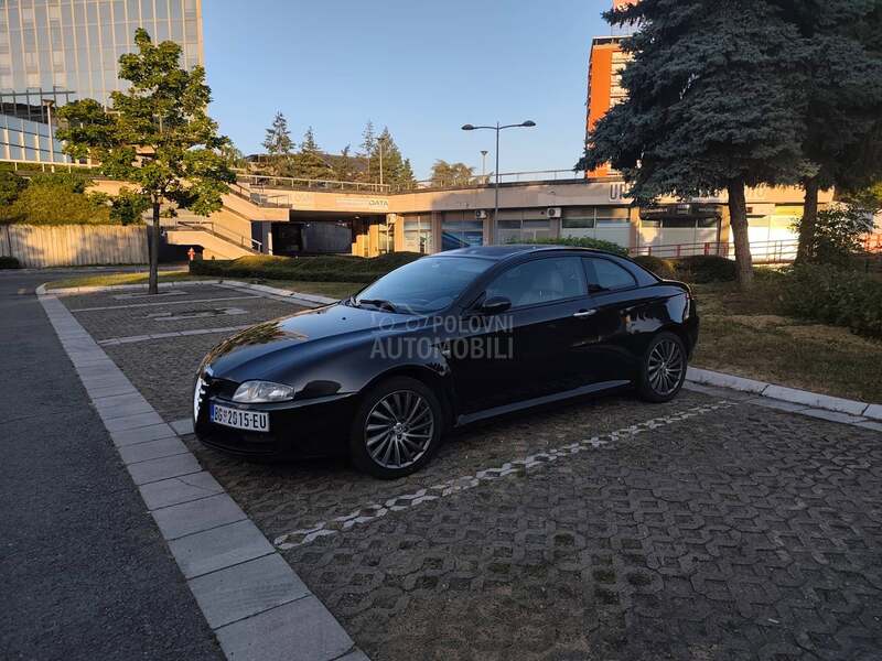 Alfa Romeo GT 1.9 JTD