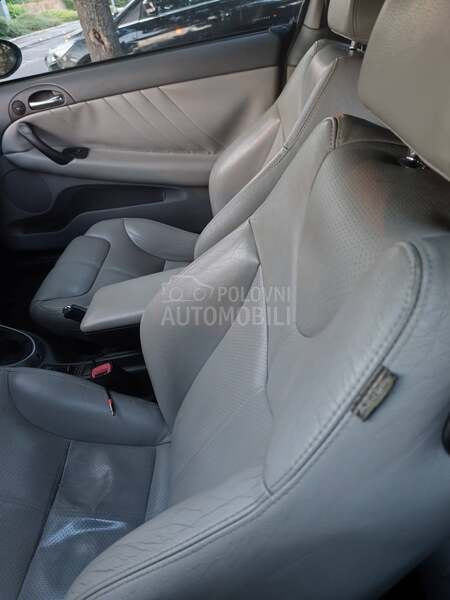 Alfa Romeo GT 1.9 JTD