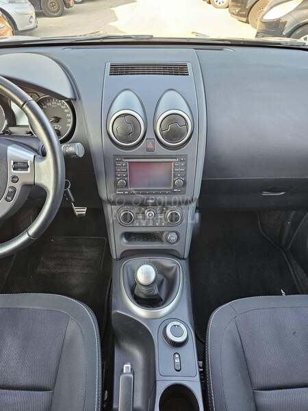 Nissan Qashqai 1,6 DCI 4x4 iz CH