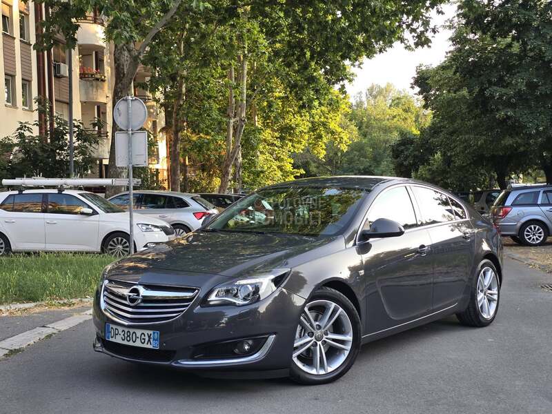Opel Insignia 2.0 CDTI COSMO /NAVY