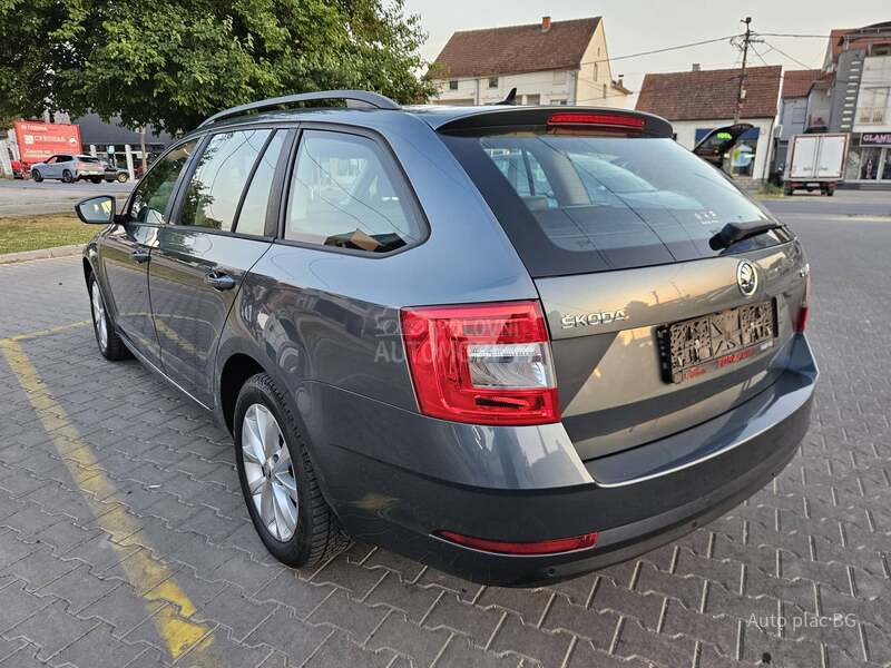 Škoda Octavia 2.0tdi ELE/DSG/KAM