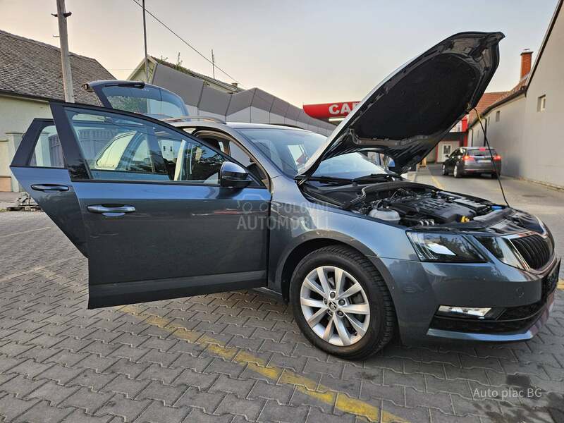 Škoda Octavia 2.0tdi ELE/DSG/KAM