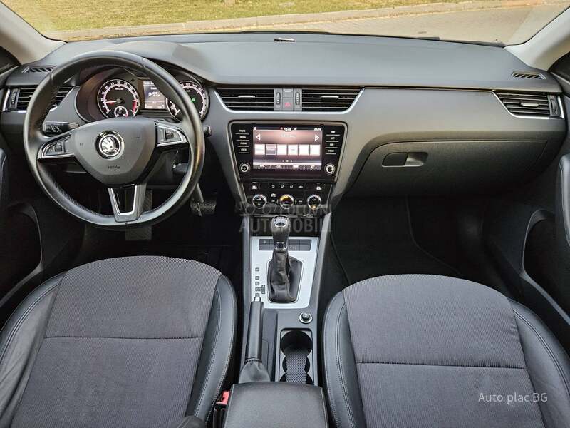 Škoda Octavia 2.0tdi ELE/DSG/KAM