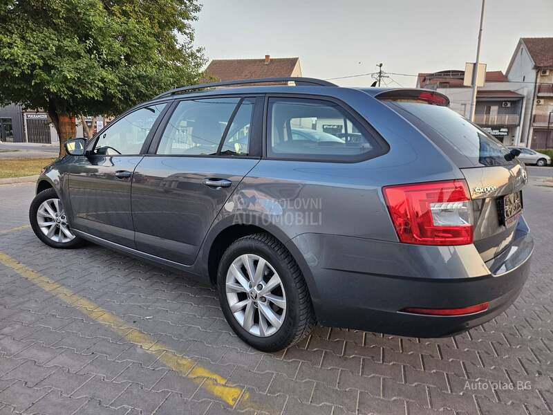 Škoda Octavia 2.0tdi ELE/DSG/KAM