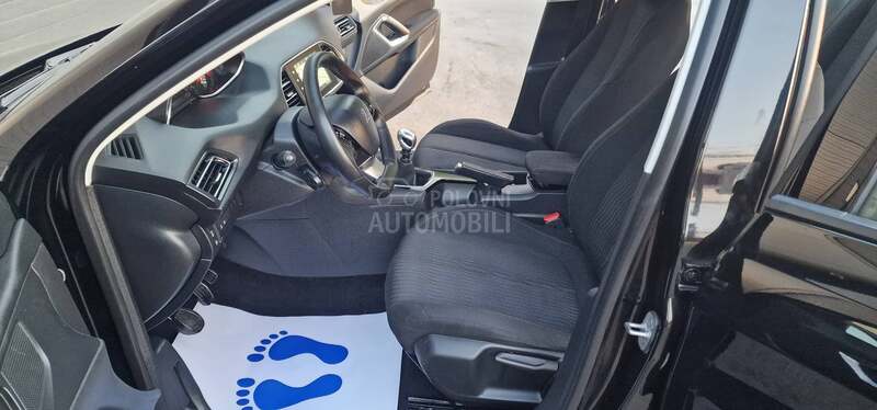 Peugeot 308 1.6 BluHdi