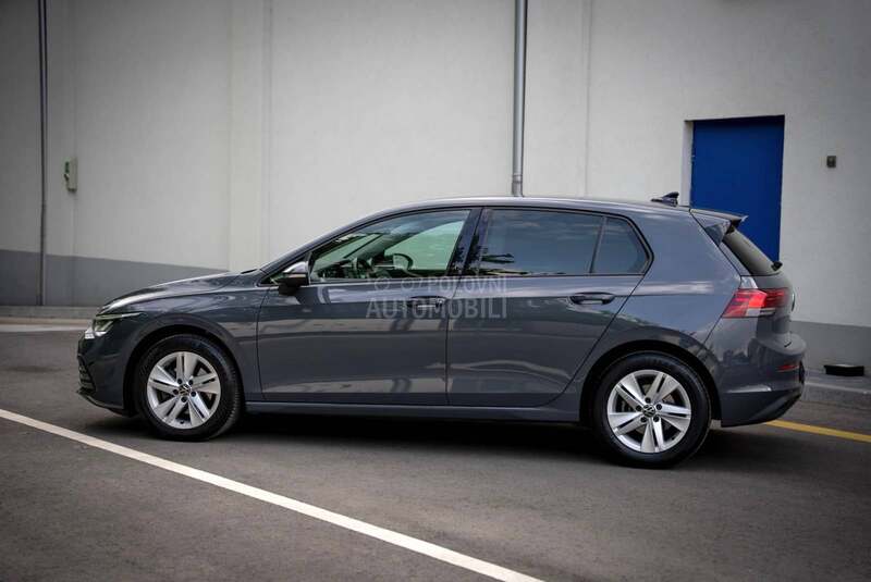 Volkswagen Golf 8 STYLE/DSG/2.0/