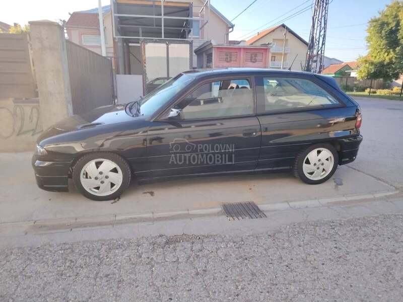 Opel Astra F GSI 16V
