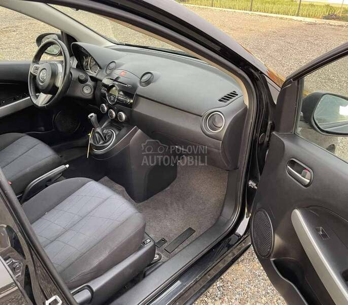 Mazda 2 1. 3