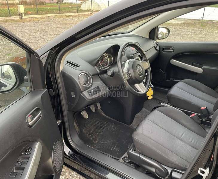 Mazda 2 1. 3
