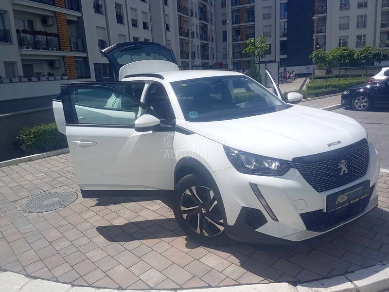 Peugeot 2008 1,5hdi virt  allure