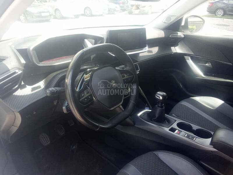 Peugeot 2008 1,5hdi virt  allure