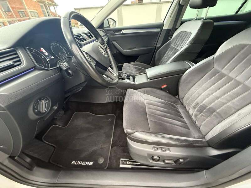 Škoda Superb 2.0 TDI DSG