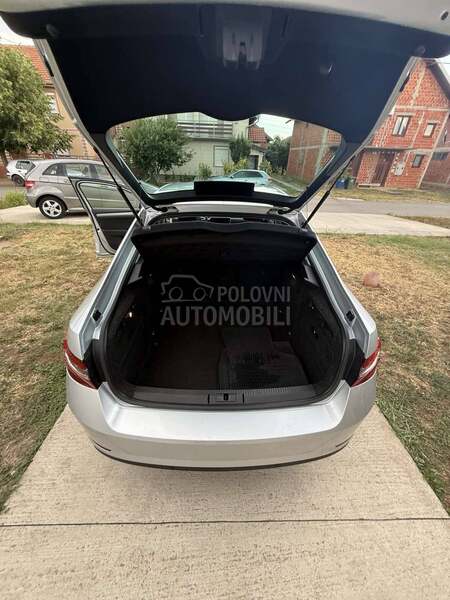 Škoda Superb 2.0 TDI DSG
