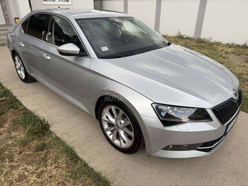 Škoda Superb 2.0 TDI DSG