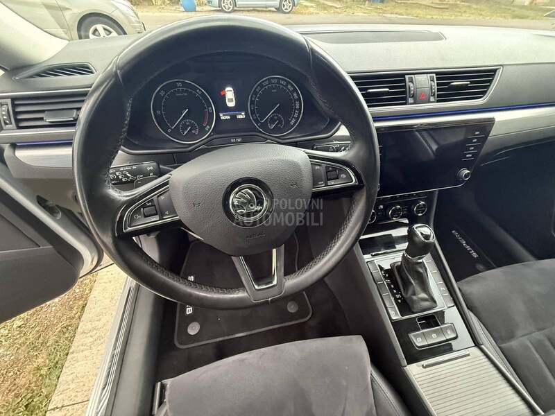 Škoda Superb 2.0 TDI DSG
