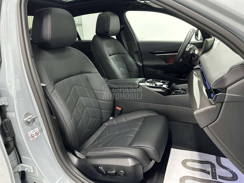 BMW 520 D xDrive M SPORT PAN