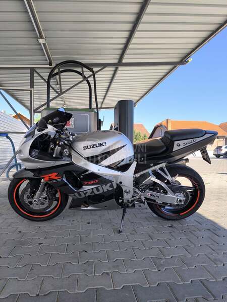 Suzuki GSXR 750 K2
