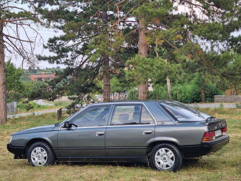 Renault R 25 2.0 GTS