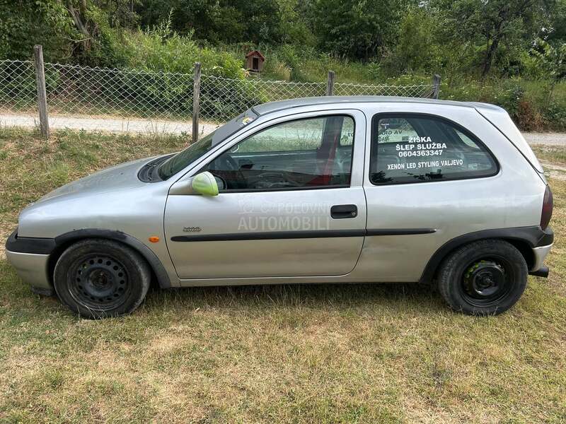 Opel Corsa B GSI