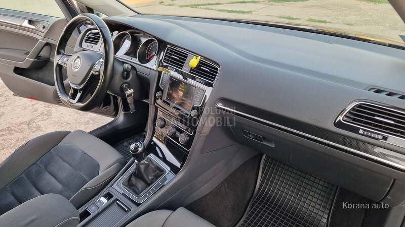 Volkswagen Golf 7 1.6 TDI HIGHLINE