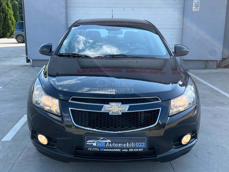 Chevrolet Cruze 1.6b LX CHAMPION