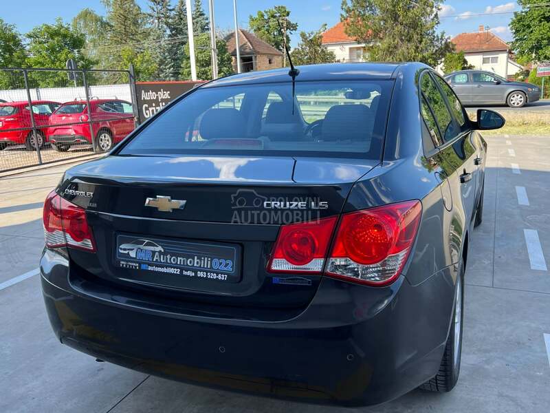 Chevrolet Cruze 1.6b LX CHAMPION