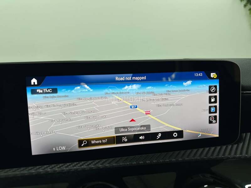 Mercedes Benz A 180 SPORT AUT